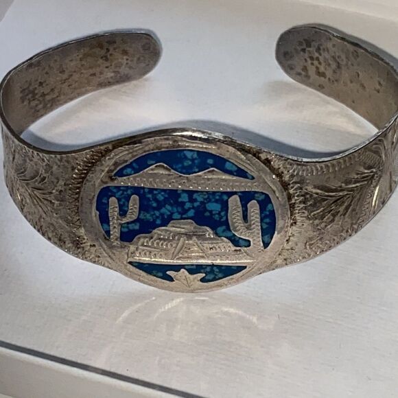Vtg Sterling Silver Turquoise Inlay Southwestern Signed Scene Cuff Bracelet - Picture 8 of 10